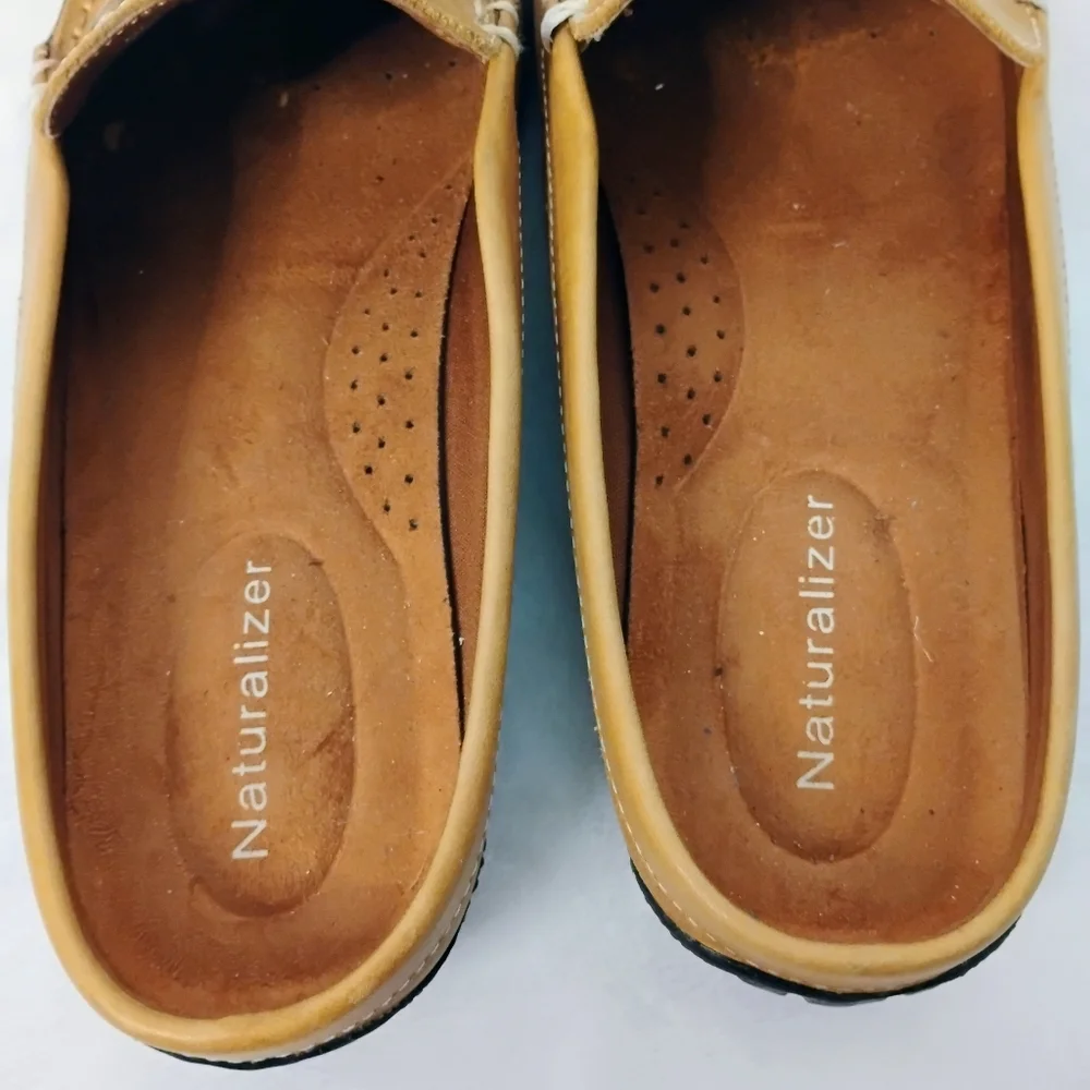 Naturalizer Brown Loafer Shoes Slip On Womens 6.5 Leather Bead Embellishments